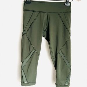 Lululemon Cropped Green Leggings Size 4